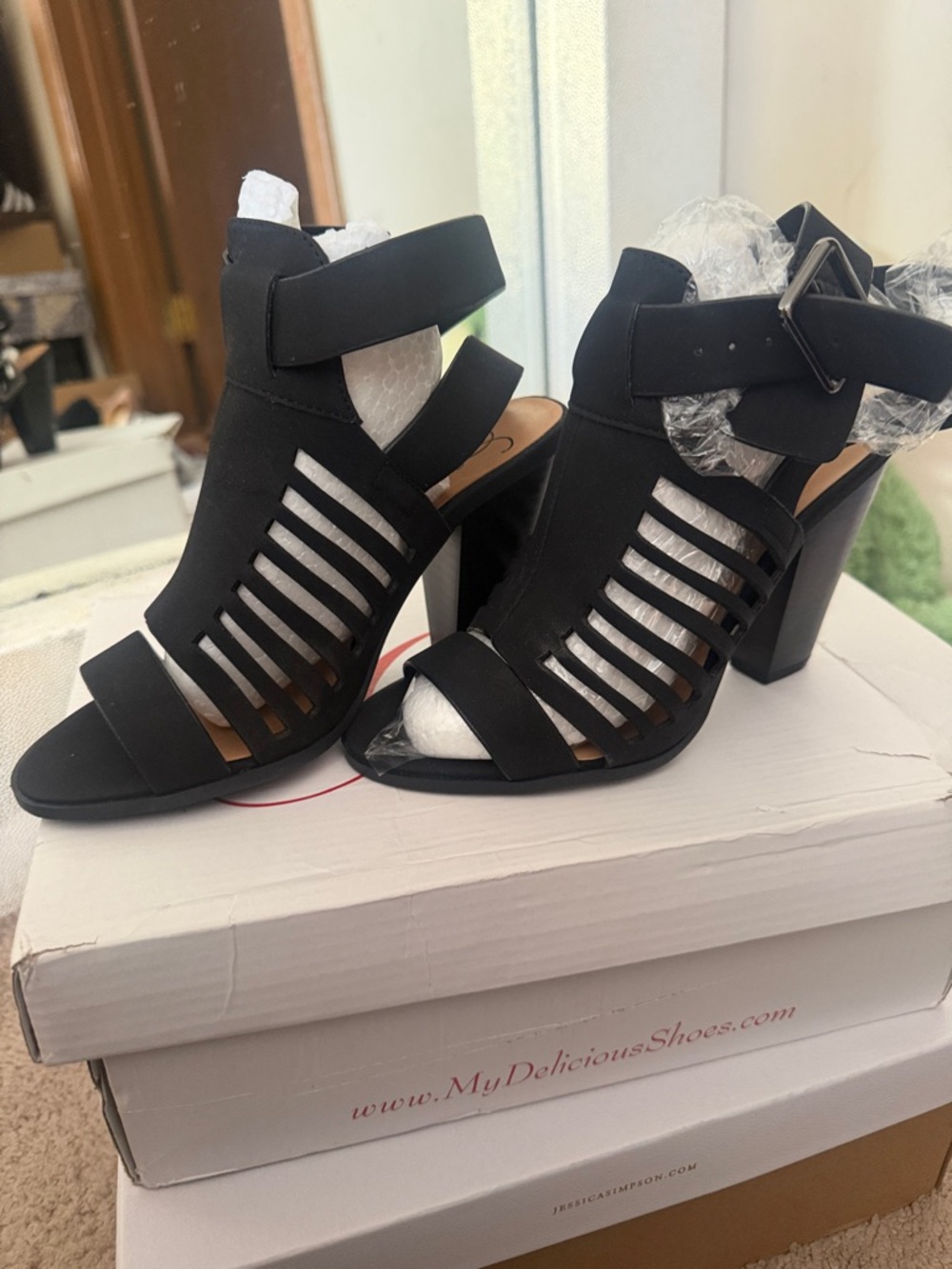 Delicious Black Strappy Cutout Block Heel Sandals